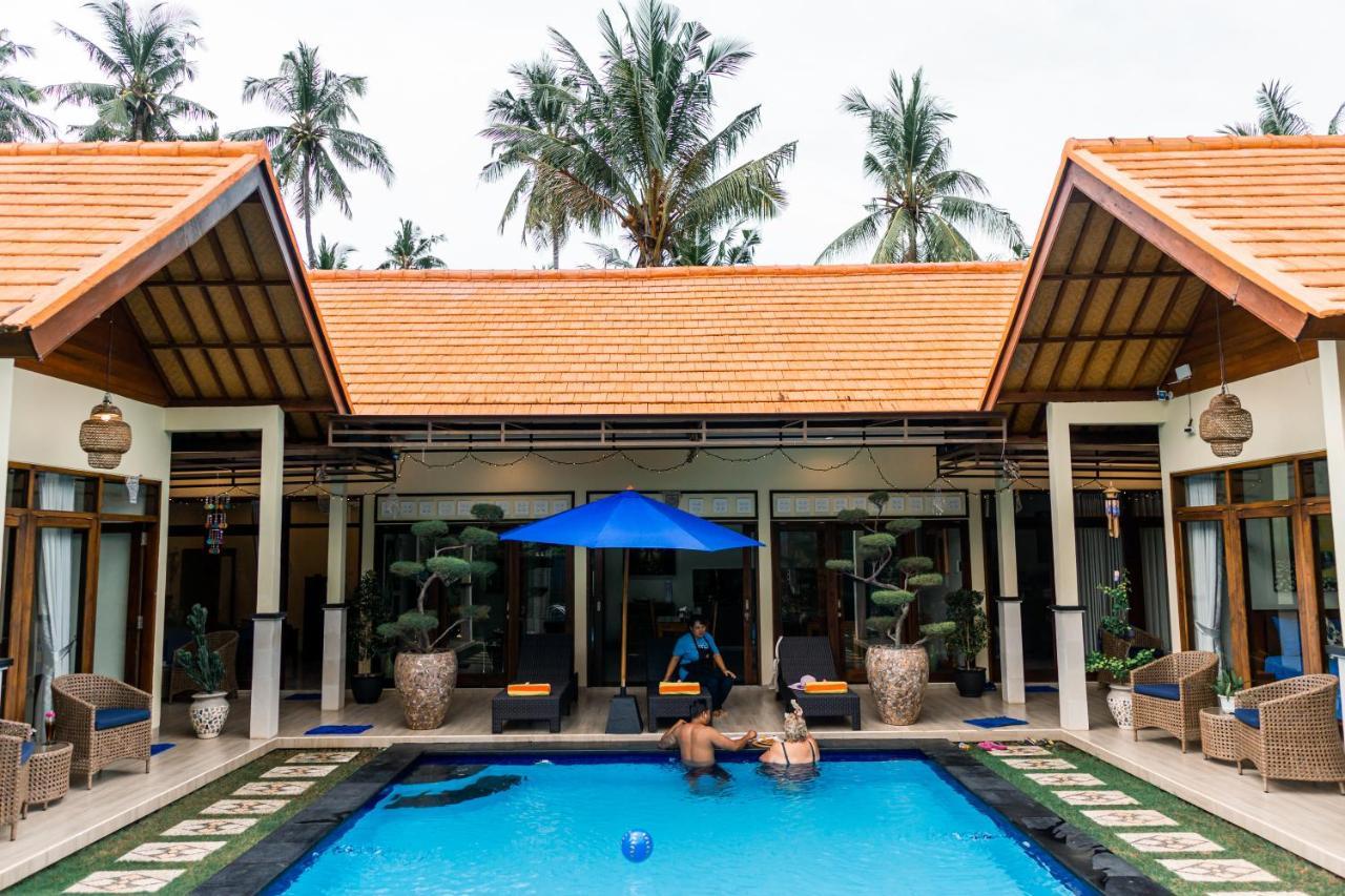 Mias Jungle House Hotell Lovina Exteriör bild